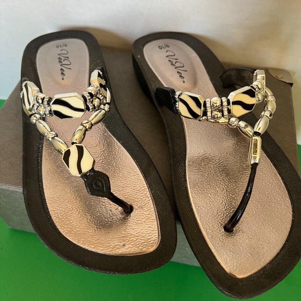 VeeVee Black With Silver Beads And Black & White Zebra Straps Stones Flip Flops